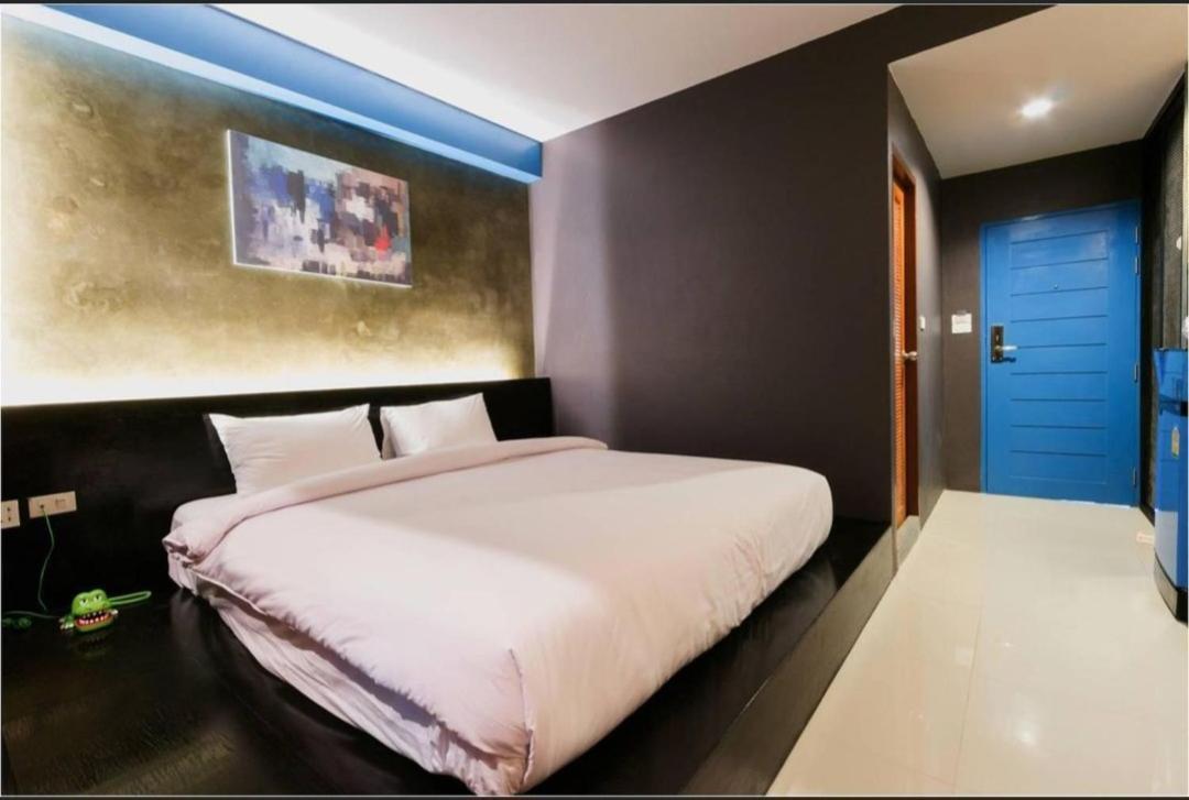 Coconut Hotel Hua Hin Exterior photo