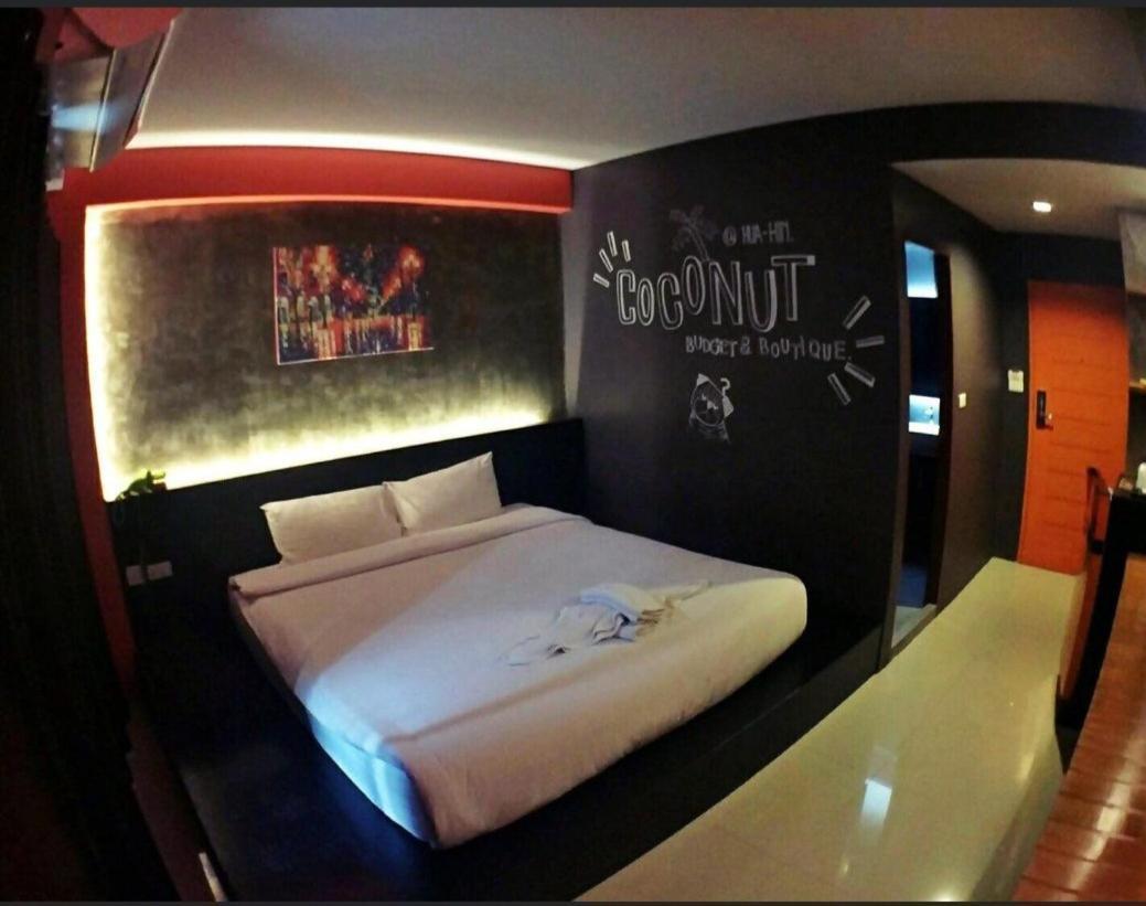 Coconut Hotel Hua Hin Exterior photo